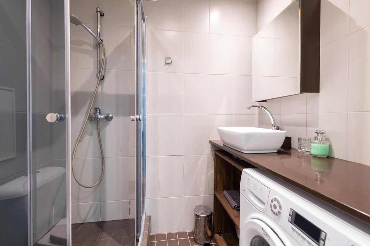 Cozy Stylish Studio Apartment With Free Parking By Centralapartments Ταλίν Εξωτερικό φωτογραφία